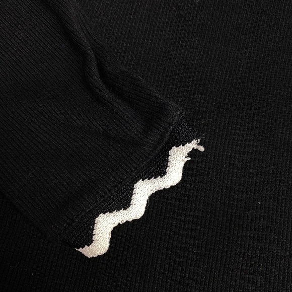 ⭐️ZARA Black and White Ric Rac Trim Knit Top - Picture 6 of 6
